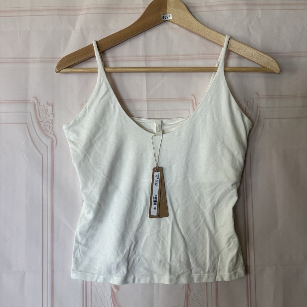 SKIMS Smooth Layers Skimpy Strap Cami In Egret White Size M NWT